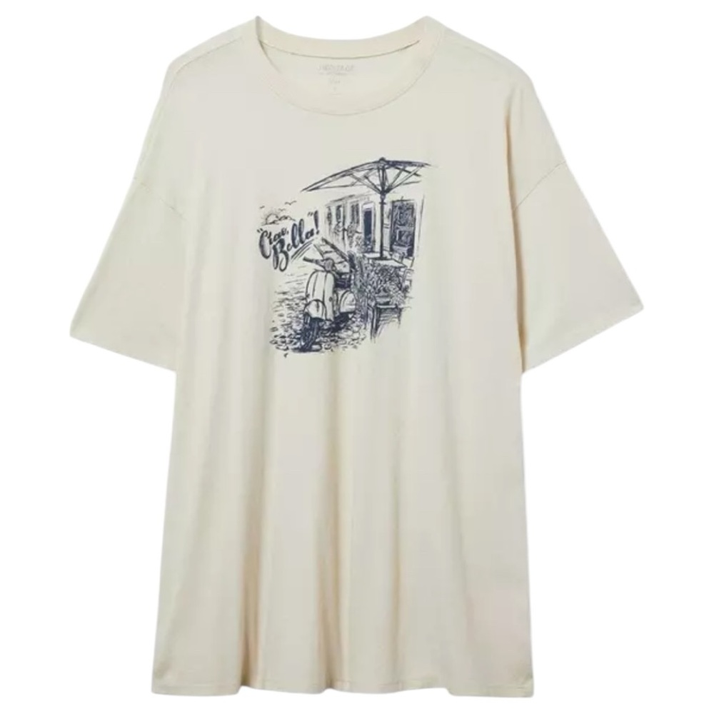 Size 2: Torrid Bella Oversized Fit Cotton Tee